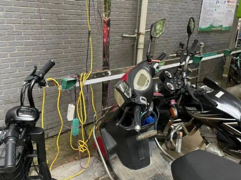 電單車充電樁，智能無線充電樁，智能掃碼電動自行車充電樁廠家
